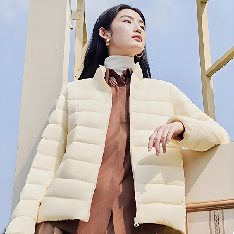 Duck Fluffy Down Tríthoiseach Stóráil Teas Lasmuigh Líonadh Jacket Dúin